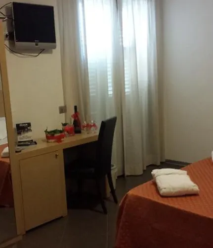 Main Street Hotel 3*