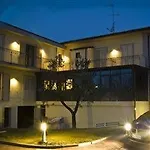 Main Street 3*