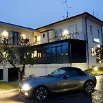 Main Street 3* Cerasolo