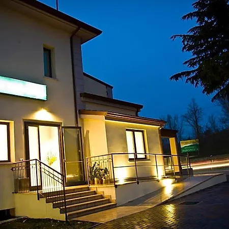 Hotel Main Street Cerasolo