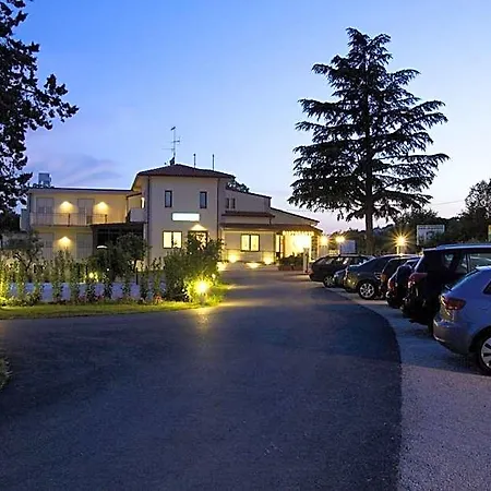 Main Street Hotel Cerasolo