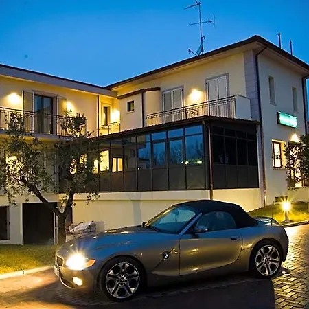 Main Street 3* Cerasolo