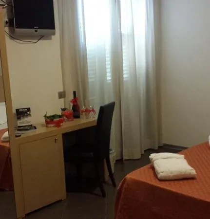 Main Street Hotel 3*